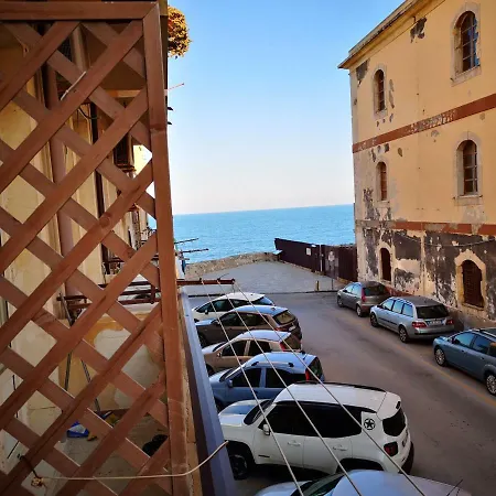 Alloggio Il Castello * Syracuse